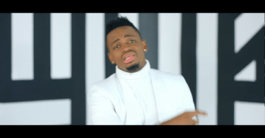 DOWNLOAD VIDEO Diamond Platnumz - Sikomi Mp4