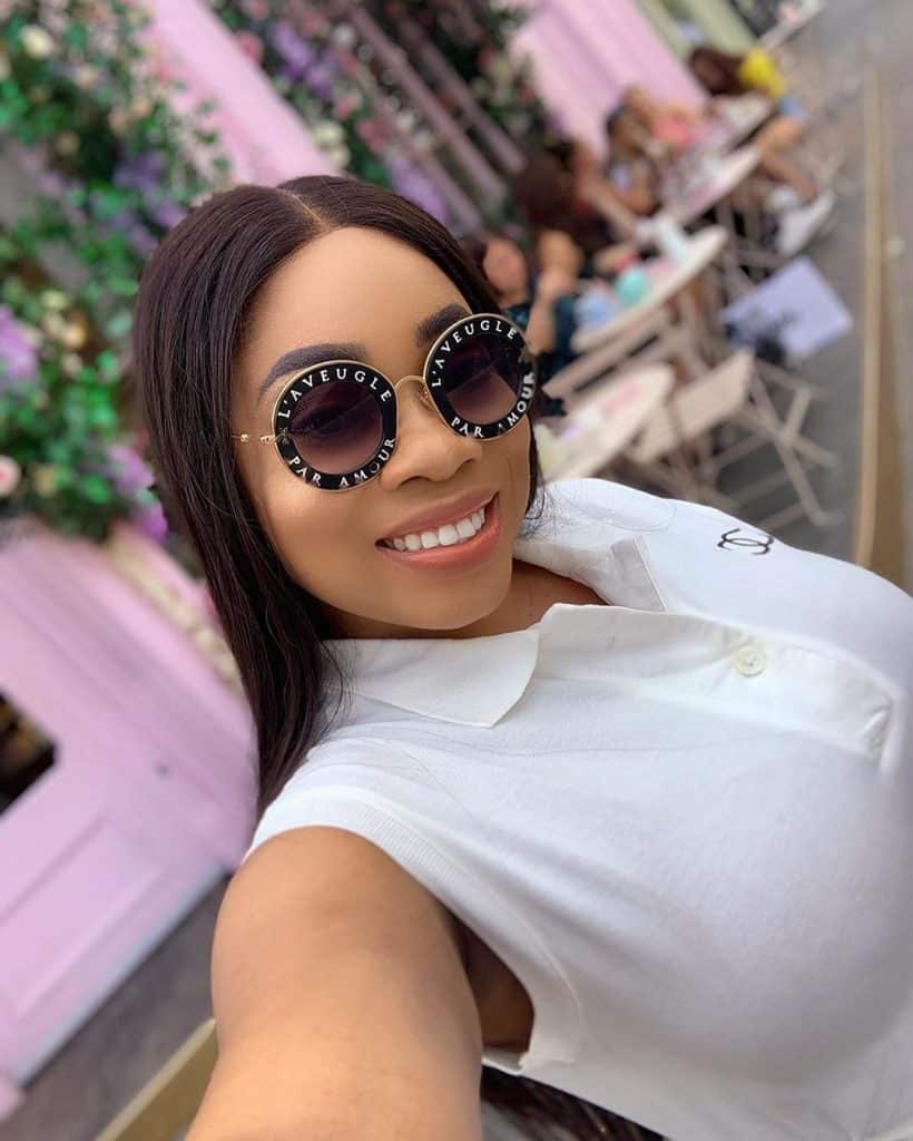 Sexy photos of Moesha Buduong, Beautiful & Curvy