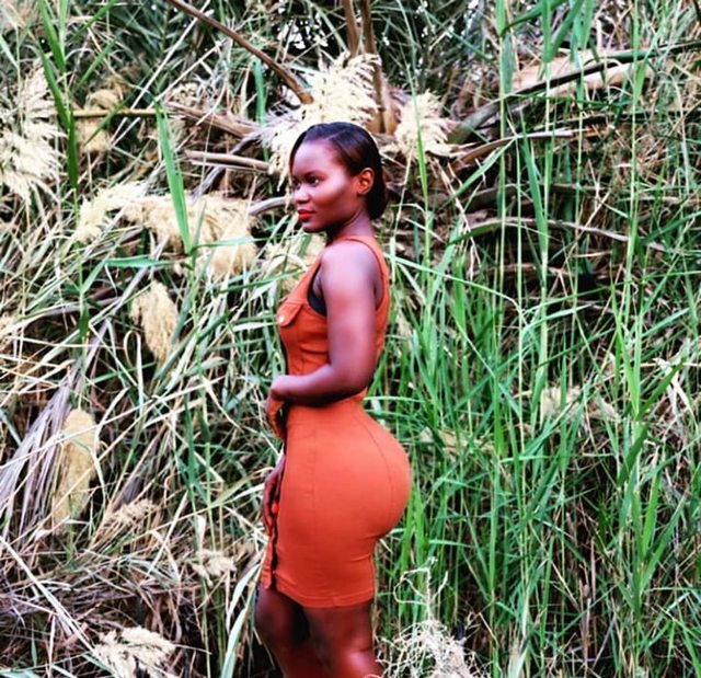 Meet DJ Mo's side chick more photos and videos +18