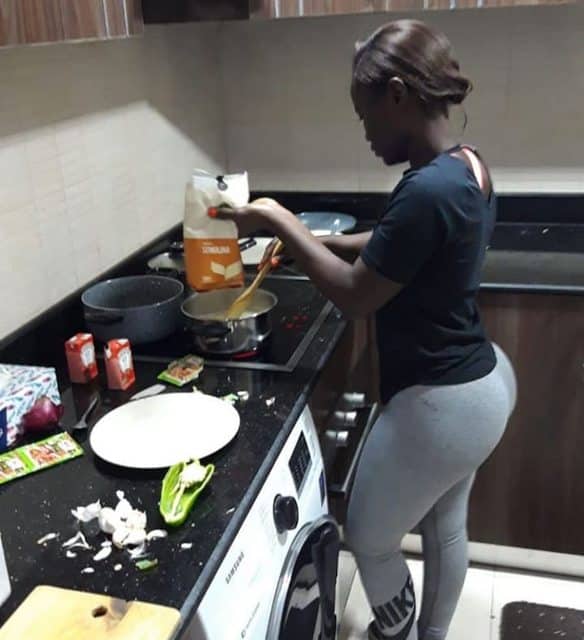 Meet DJ Mo's side chick more photos and videos +18