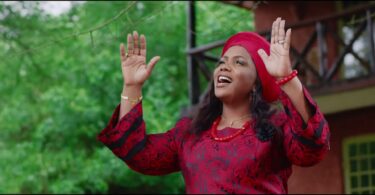 VIDEO Christina Shusho - Muujiza MP4 DOWNLOAD