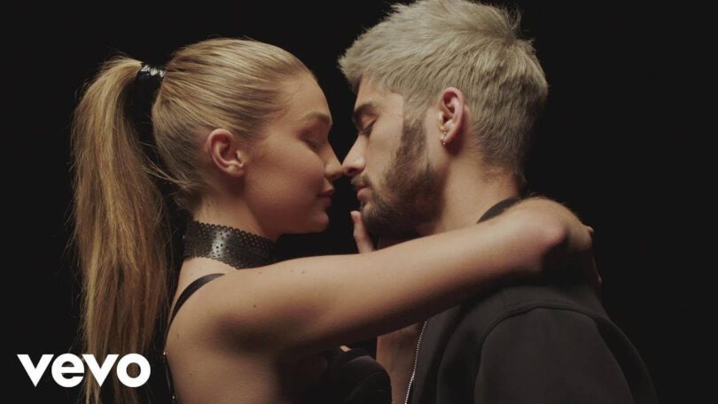 Zayn - Pillowtalk LYRICS