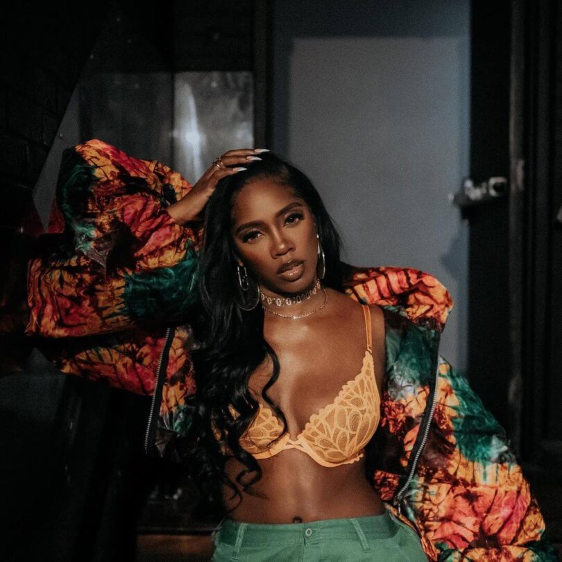 Tiwa Savage's revealing outfit causes a stir online (Video)