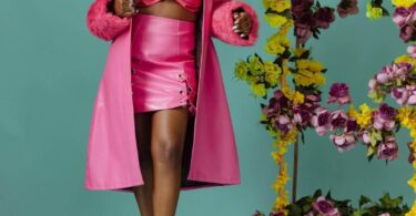 Simi Ft Fave – Loyal Lyrics