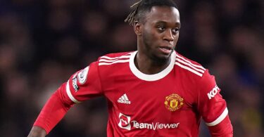 Man United stop Wan-Bissaka from joining rivals, confirm new £86m signing