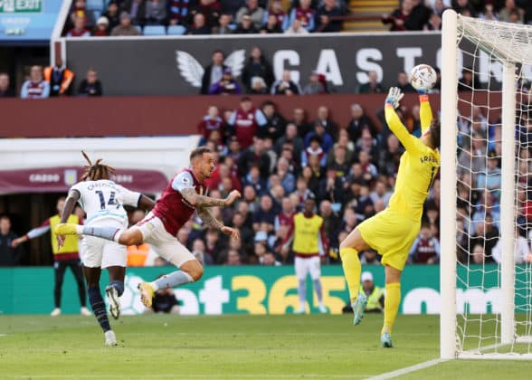 Watch Kepa Arrizabalga’s Amazing Three Saves in Five Seconds