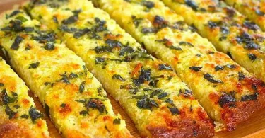 Keto Garlic Bread Recipe