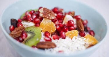 Fruit & nut breakfast bowl Recipe