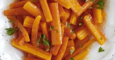 Carrots with bacon & marmalade butter