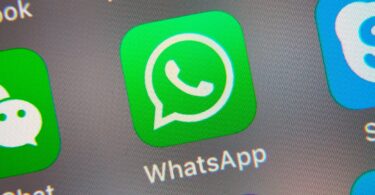 How to unblock on WhatsApp contact