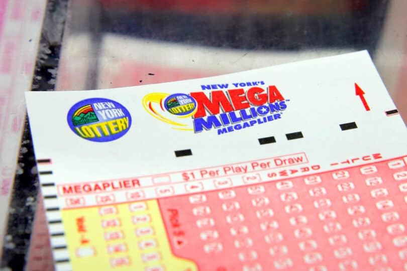 How much does a Mega Millions ticket cost?