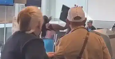 Woman throws computer at airline agent at Miami airport (Video)