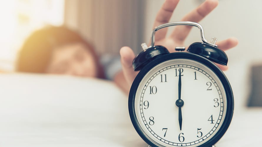 EXPERT: 8 Tips How To Sleep Better In 2023