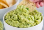 Homemade Guacamole Recipe - How to make Guacamole