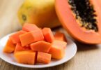 How to cut a Papaya