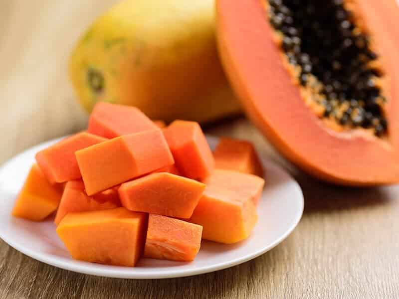 How to cut a Papaya