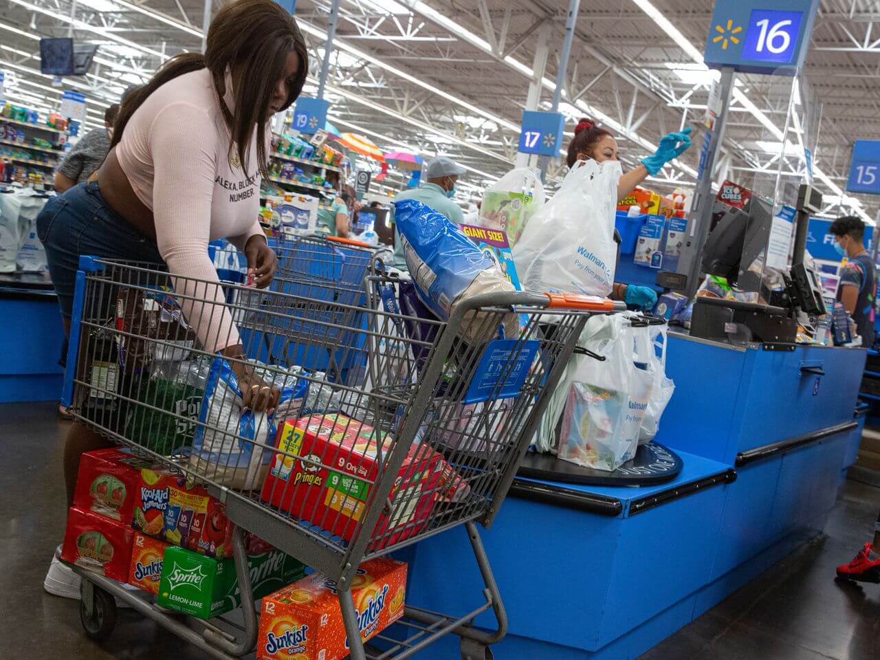 Is Walmart Open on New Year's Day 2023? Store Hours Explored — citiMuzik