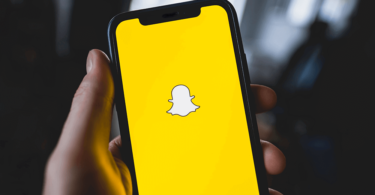 How to Change Chat Wallpaper on Snapchat