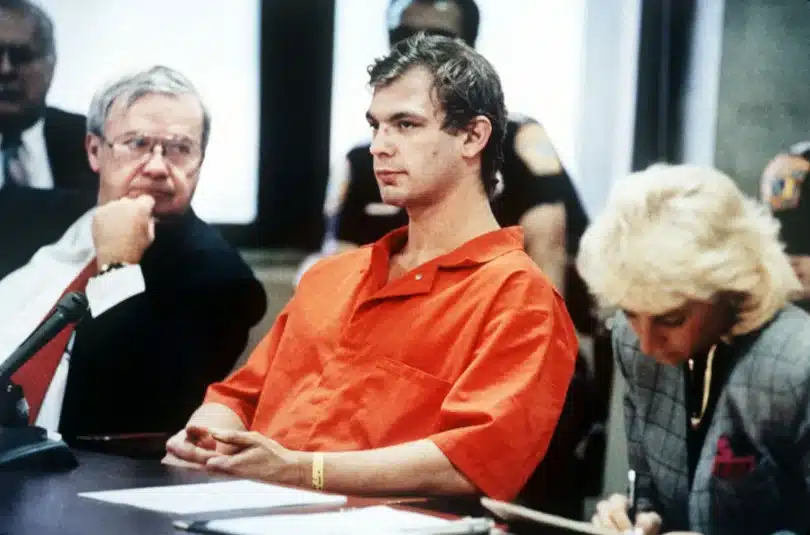 How did Jeffrey Dahmer die?