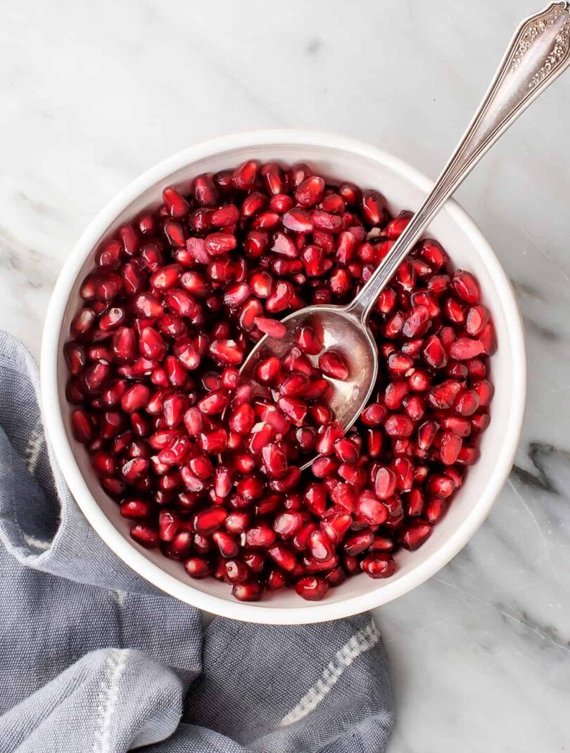 How to eat a Pomegranate