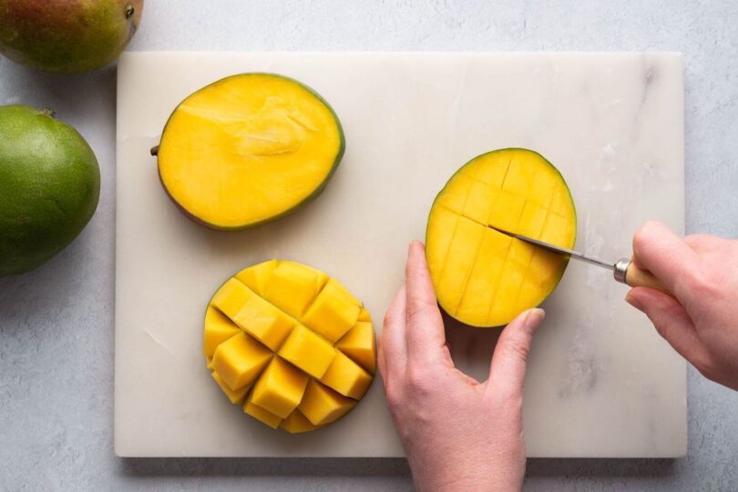 How to eat a Mango