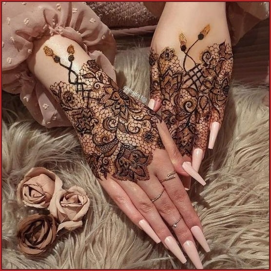 Henna gloves