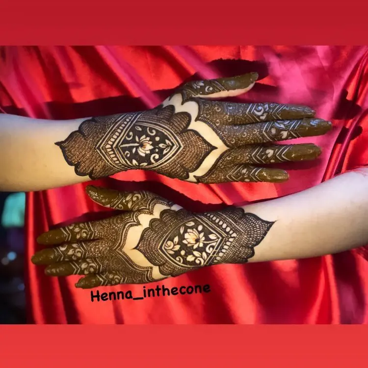 Top 151+ Arabic Mehndi Designs | WeddingBazaar