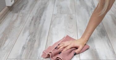 Linoleum Flooring - The Pros And Cons (Everything You Need To Know)