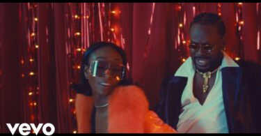 Watch Adekunle Gold - Do You Mind? video