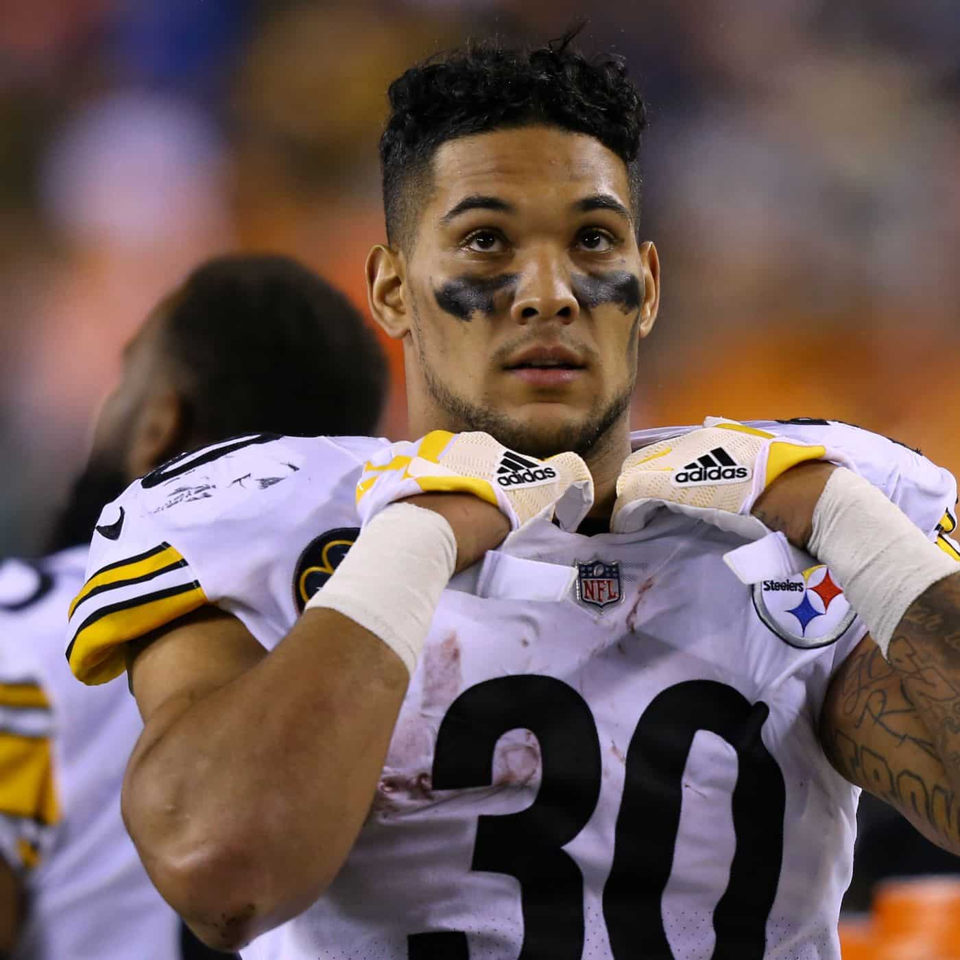 Who is James Conner? Everything You Need To Know — citiMuzik