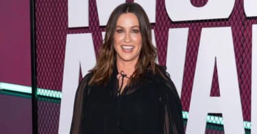 Alanis Morissette Net Worth