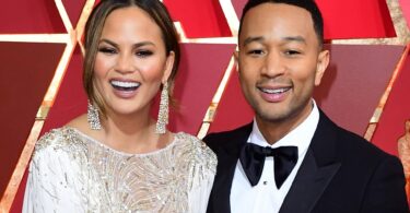 Chrissy Teigen Net Worth: From Model to Mogul