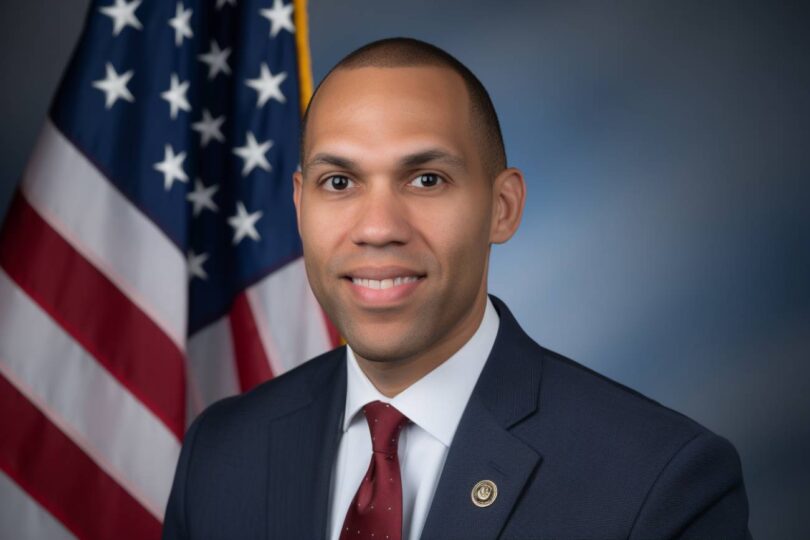 Hakeem Jeffries Net Worth: The Economic Profile of a Political Powerhouse