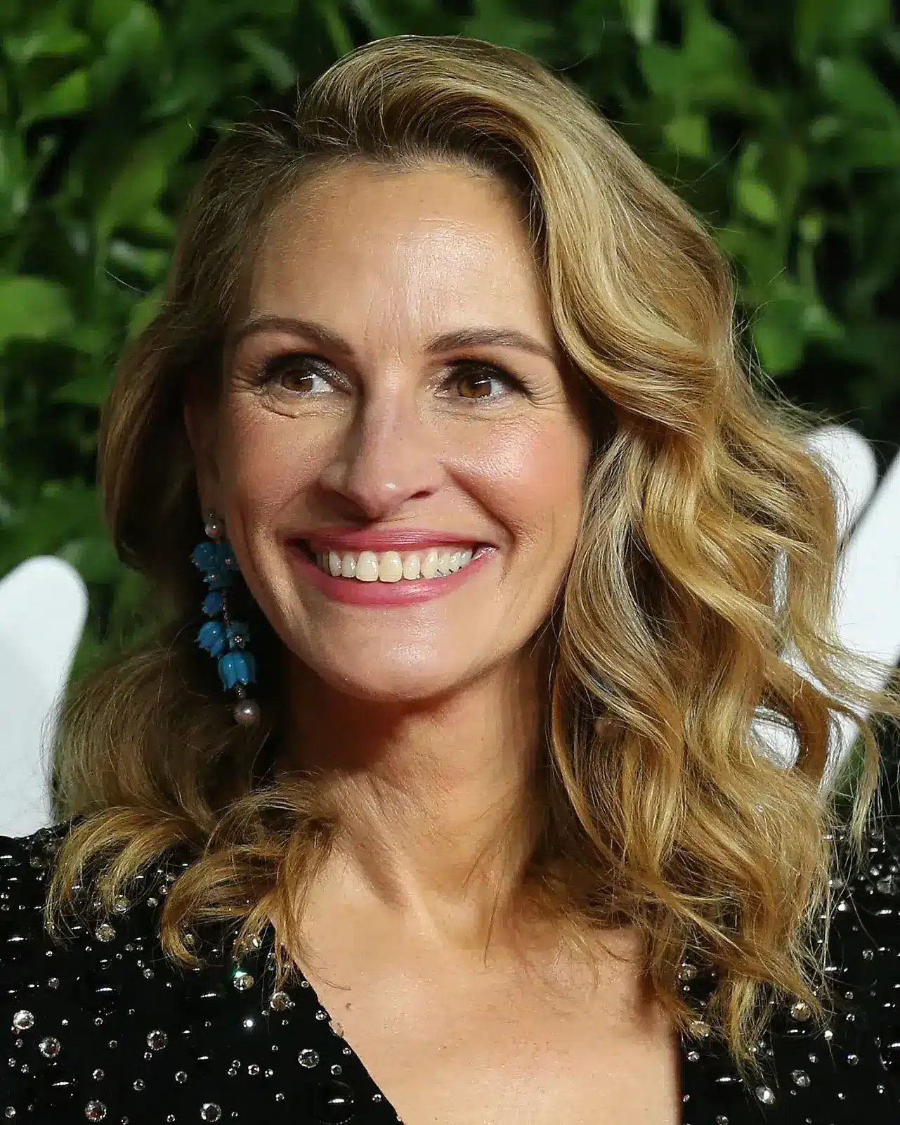 Julia Roberts Net Worth Pretty Wealthy The Financial Success Story