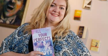 Colleen Hoover Net Worth