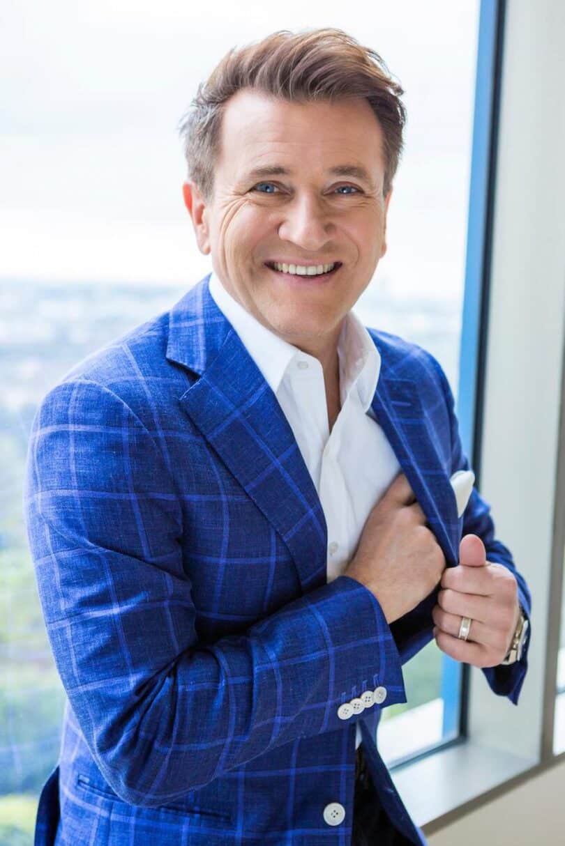 Robert Herjavec Net Worth: The Shark Tank Star's Financial Dive — CitiMuzik