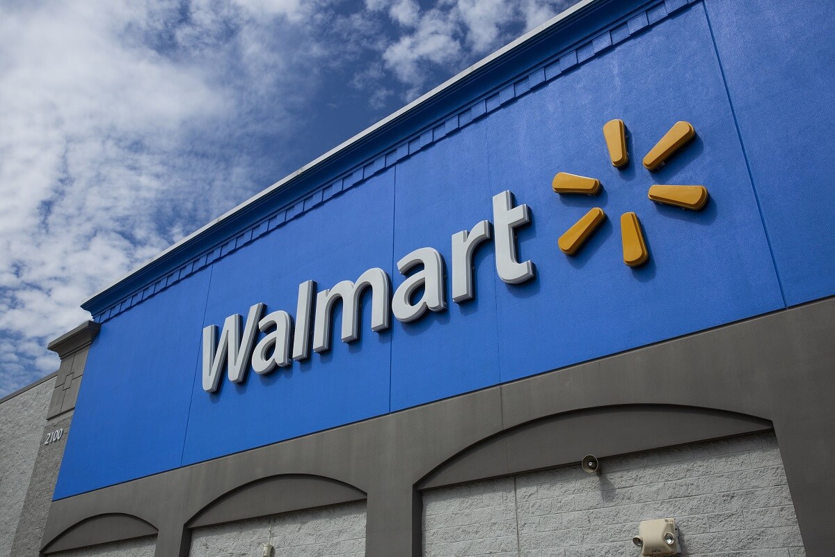 Is Walmart Open on Thanksgiving in 2023? Understanding Their Holiday