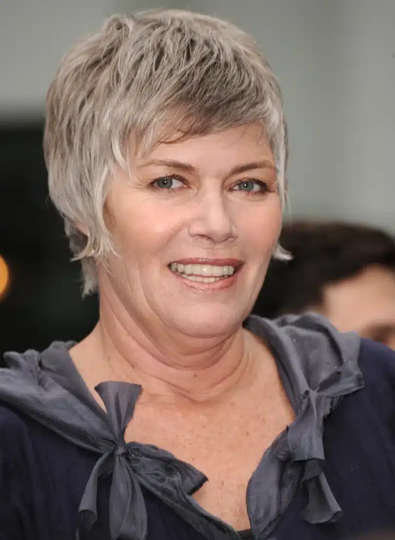 Who Is Kelly McGillis Wife