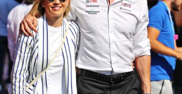 Toto Wolff Wife