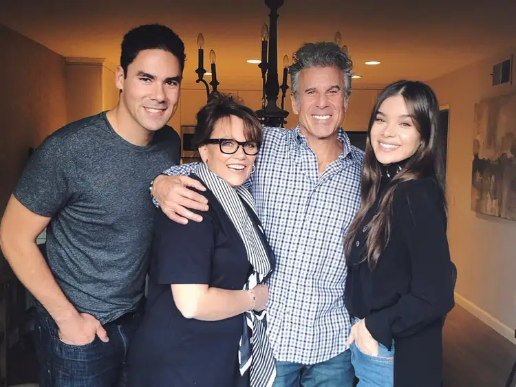 Hailee Steinfeld Parents