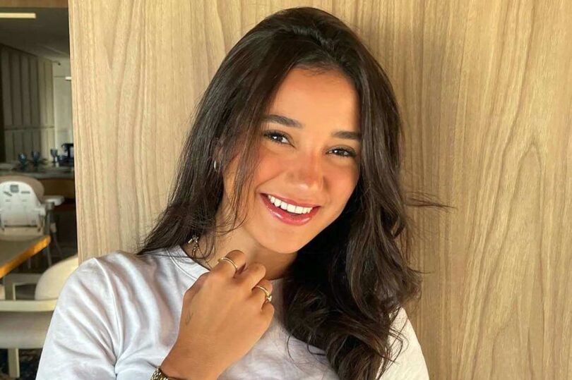 Brazilian Influencer Maria Sofia Valim Dies at 19