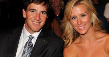 Eli Manning Wife