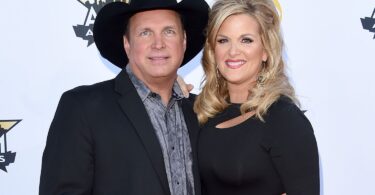 Garth Brooks Wife