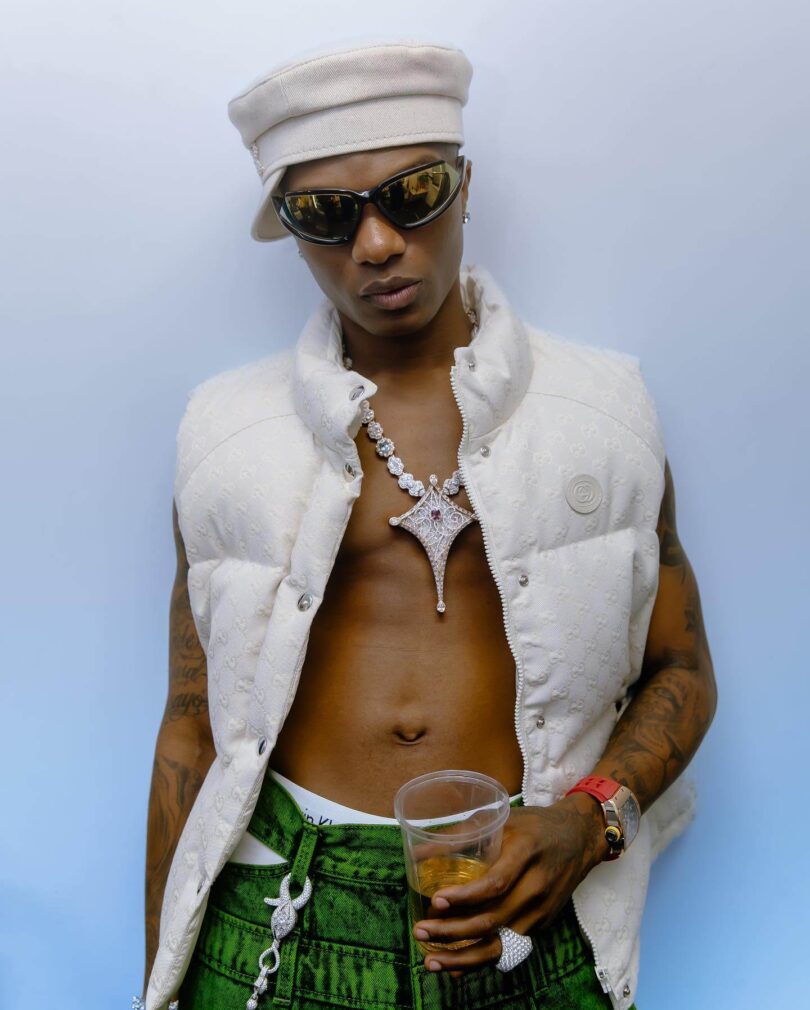 Wizkid's Christmas Generosity