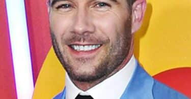 Is Luke Macfarlane Gay? Delving into the Actor's Personal Life