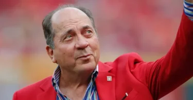 Johnny Bench Net Worth: The Baseball Great's Financial Home Run