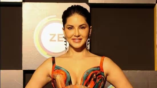 Sunny Leone Age