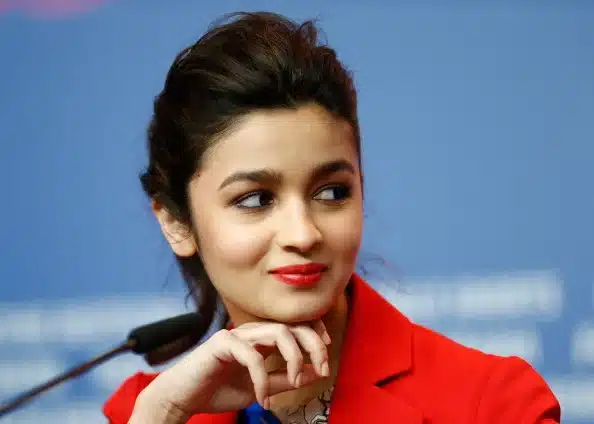 Alia Bhatt Net Worth