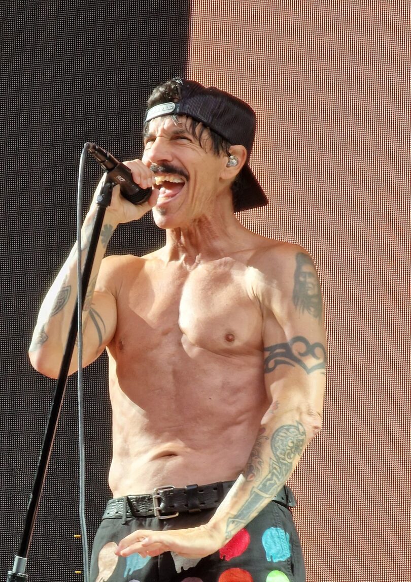 Is Anthony Kiedis Gay