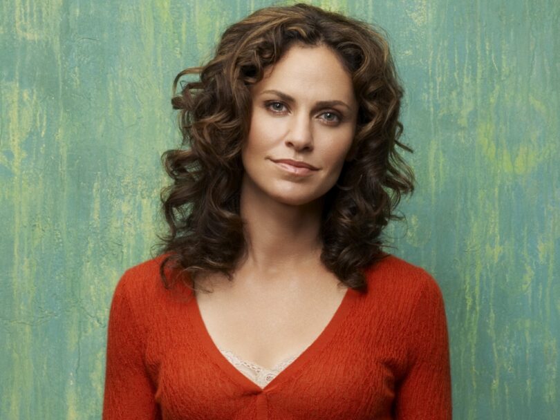 Amy Brenneman Age